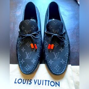 New Authentic Louis Vuitton Driver Moccasins Monogram Eclipse